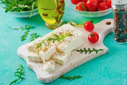 Feta-Käse 250g/5,00 €